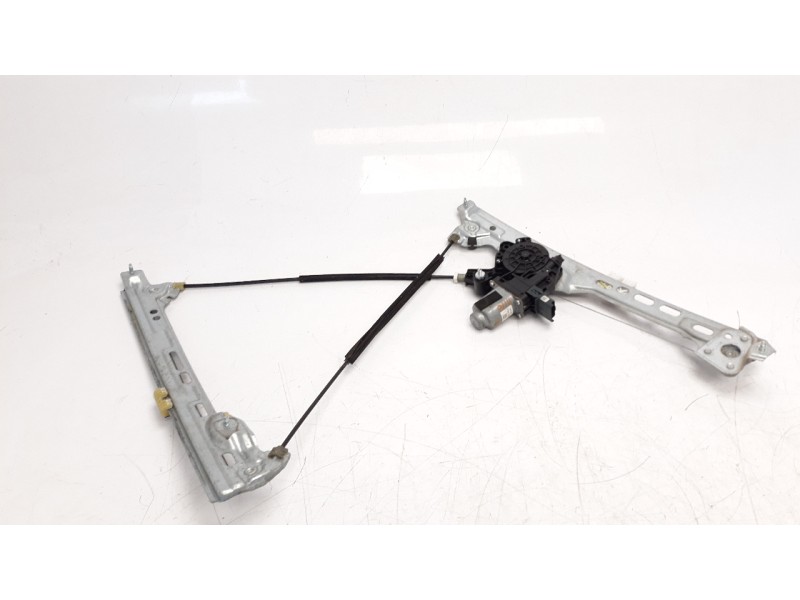 Recambio de elevalunas delantero izquierdo para renault megane iv berlina 5p 1.5 blue dci diesel fap referencia OEM IAM 80721595