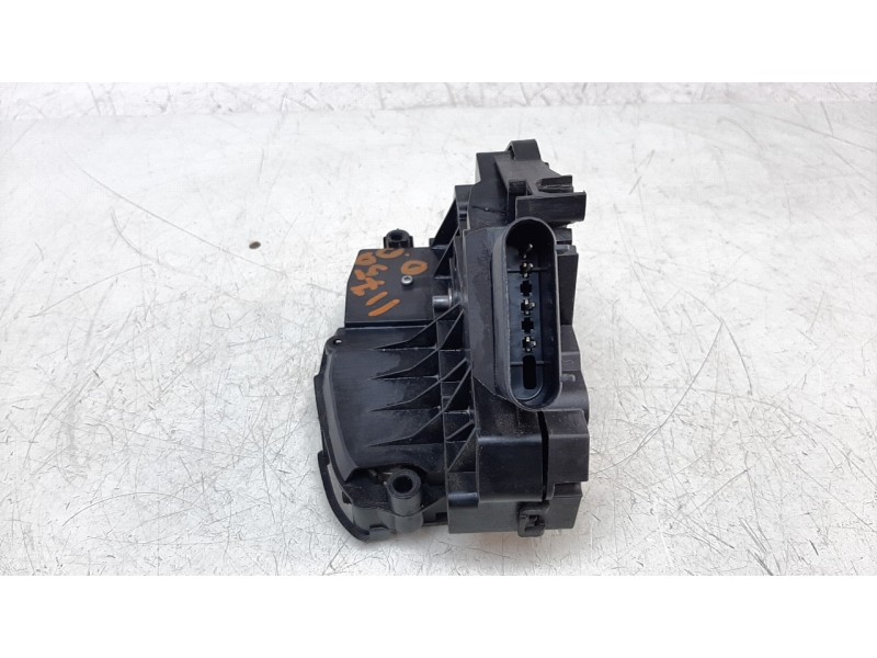 Recambio de cerradura puerta delantera derecha para ford fiesta (cb1) ghia referencia OEM IAM 8A6AA21812BE  