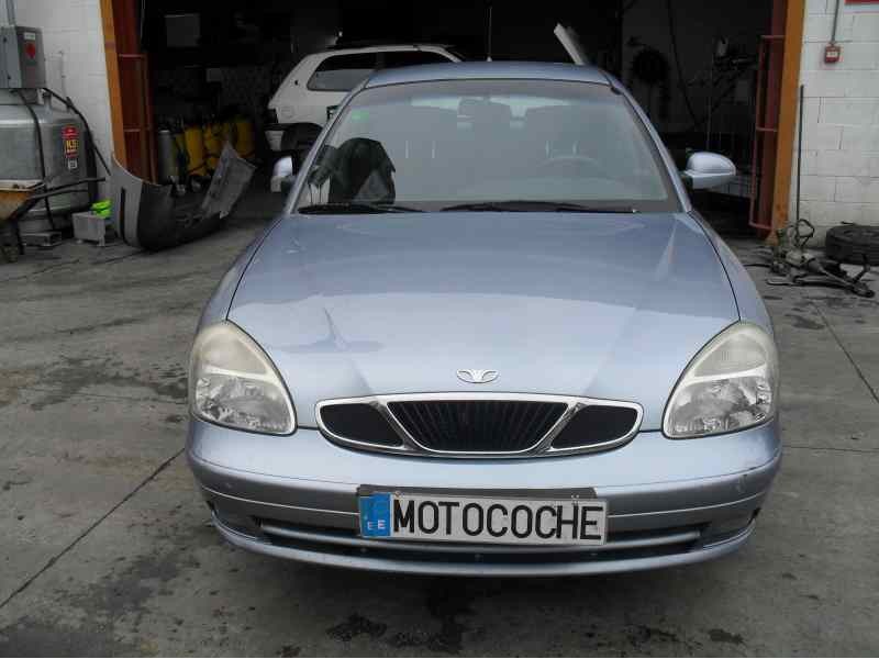 daewoo nubira berlina del año 2002
