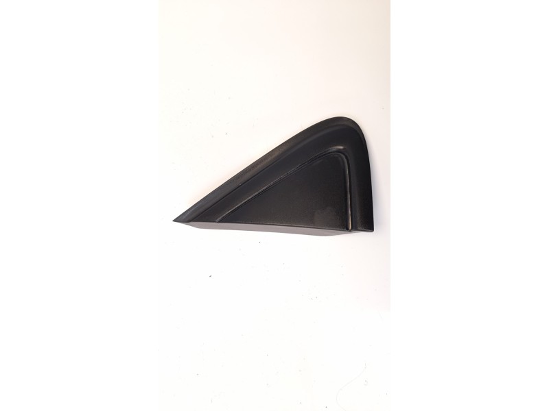Recambio de moldura para renault twingo iii 0.9 energy referencia OEM IAM 83317239R  