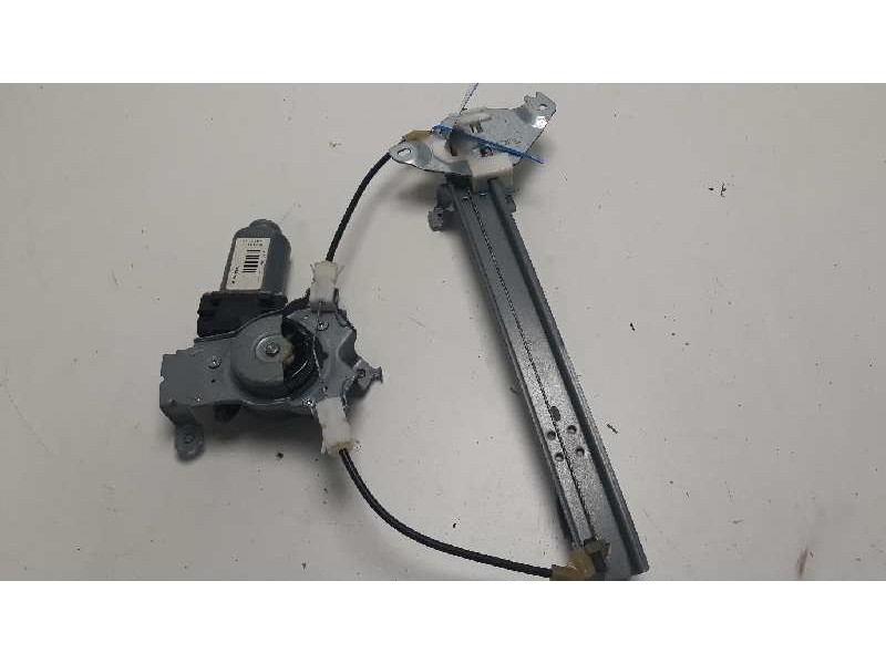 Recambio de elevalunas trasero izquierdo para nissan qashqai (j10) acenta referencia OEM IAM 82701JD40A 111727 