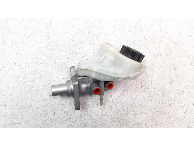 Recambio de bomba freno para land rover evoque referencia OEM IAM 03350885571  