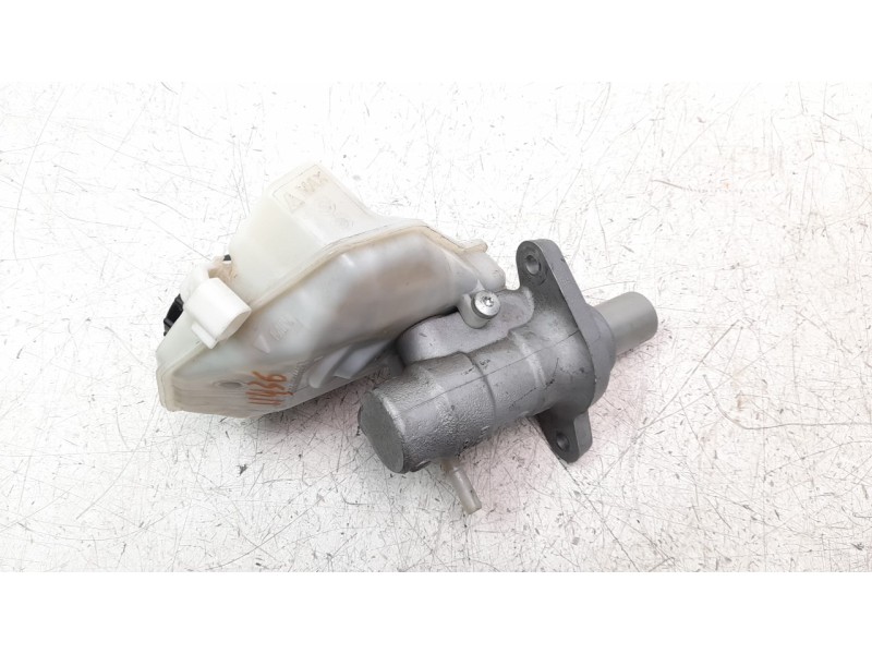 Recambio de bomba freno para land rover evoque referencia OEM IAM 03350885571  