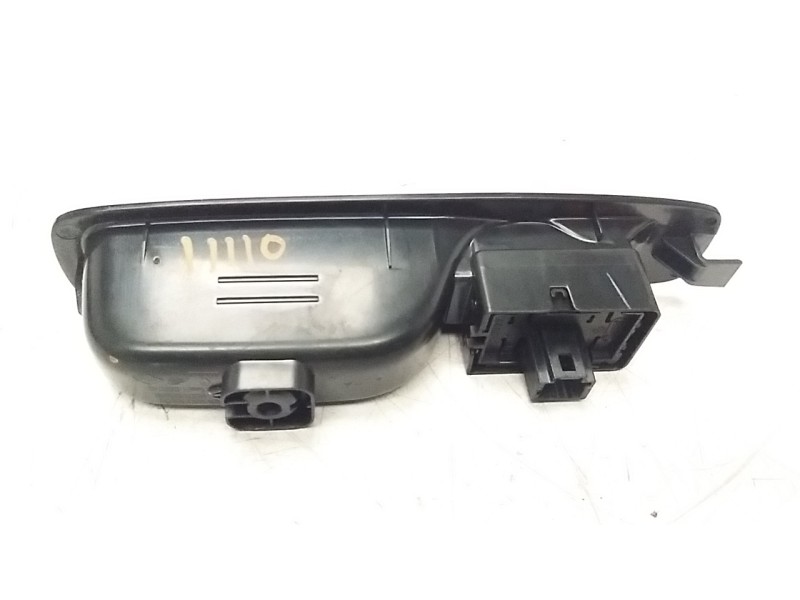 Recambio de mando elevalunas trasero derecho para renault megane iv berlina 5p 1.5 blue dci diesel fap referencia OEM IAM 254214