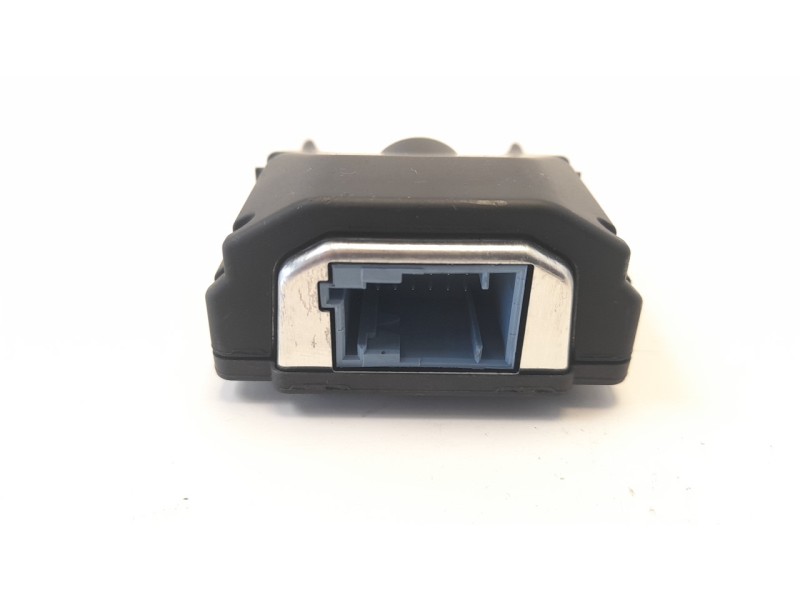 Recambio de modulo electronico para peugeot 308 1.2 12v e-thp referencia OEM IAM 9828694880  