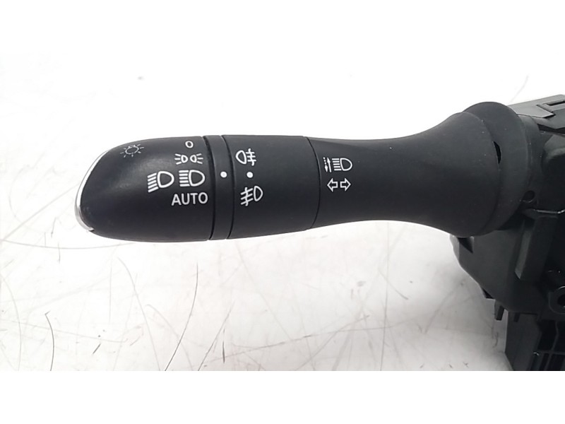 Recambio de mando multifuncion para renault megane iv berlina 5p 1.5 blue dci diesel fap referencia OEM IAM 255678341R  