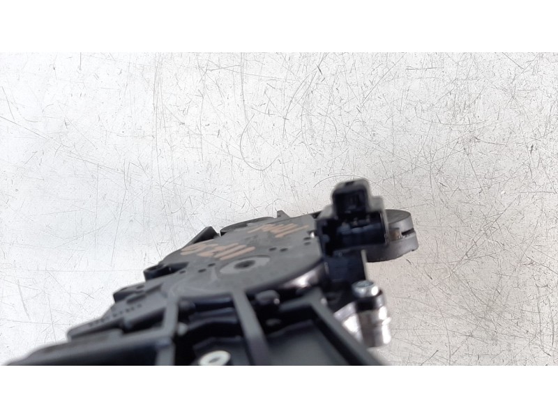 Recambio de motor limpia trasero para ford fiesta (cb1) ghia referencia OEM IAM 8A61A17K441AB  