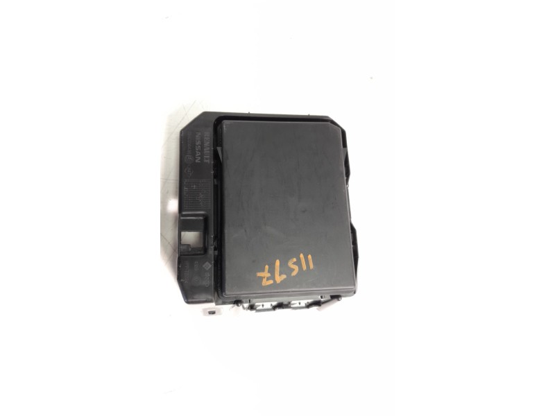 Recambio de caja reles / fusibles para renault captur ii 1.3 tce referencia OEM IAM 284B67877R  