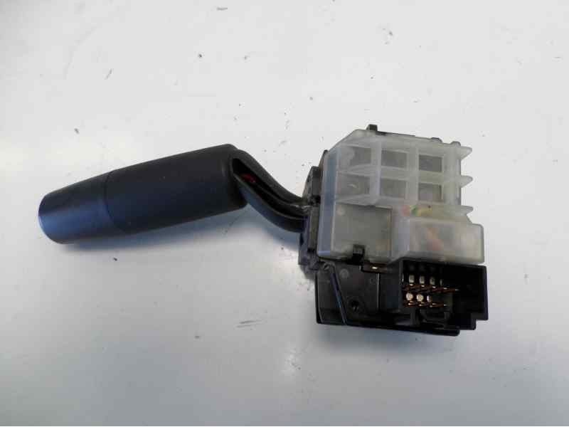 Recambio de mando limpia para mazda 3 berlina (bk) referencia OEM IAM 17D682  