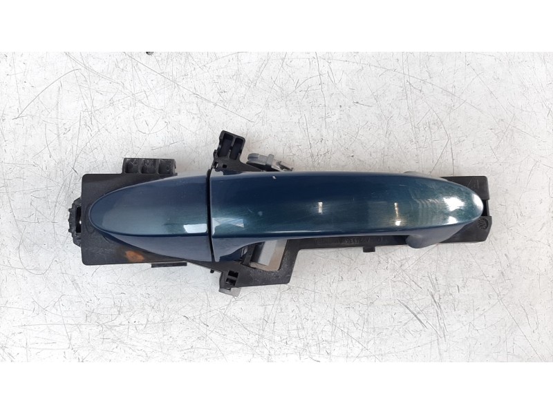 Recambio de maneta exterior delantera derecha para ford fiesta (cb1) ghia referencia OEM IAM 8A61A224A36  