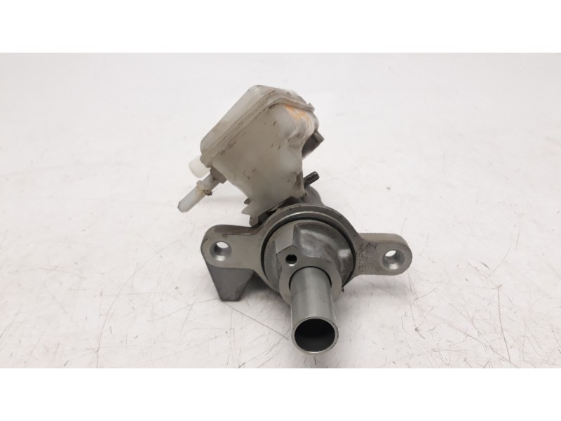 Recambio de bomba freno para ford fiesta (ccn) trend referencia OEM IAM 1751664  