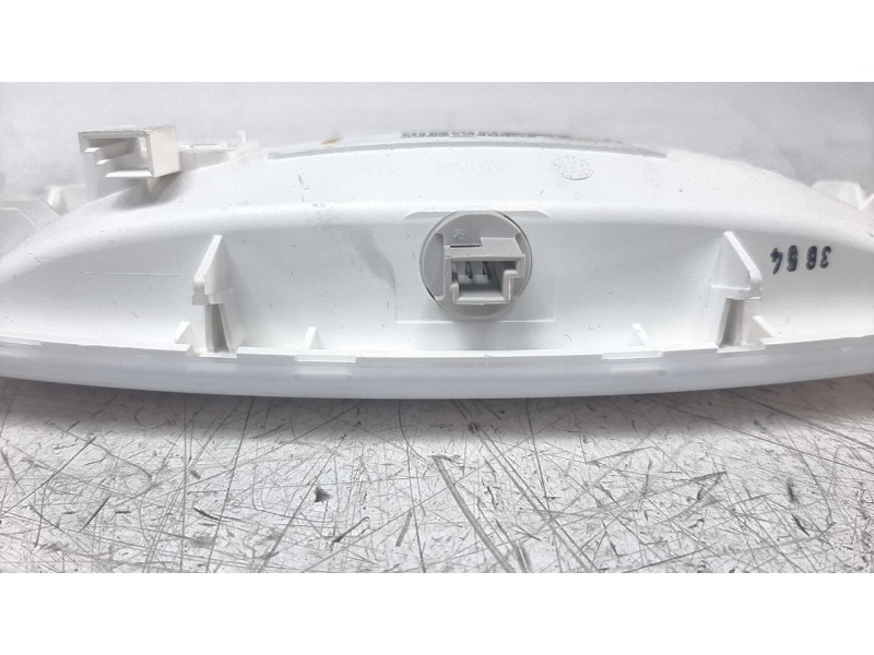 Recambio de luz interior para bmw serie 3 lim. (f30) 2.0 turbodiesel referencia OEM IAM 43921949804  