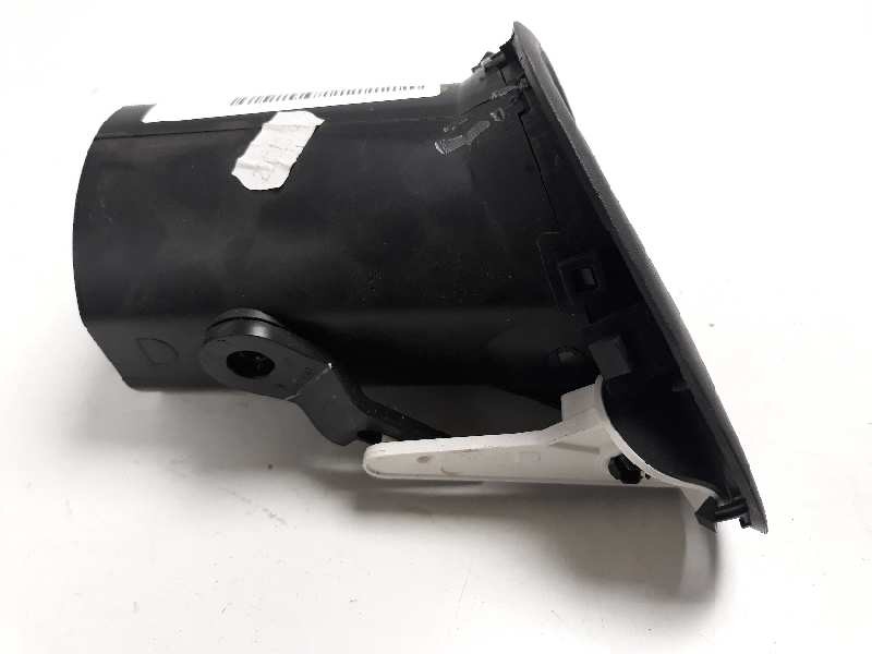 Recambio de rejilla aireadora para renault clio iii collection referencia OEM IAM 7701061212  