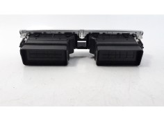 Recambio de rejilla aireadora para subaru outback (b15) 2.5 cat referencia OEM IAM U15772   2