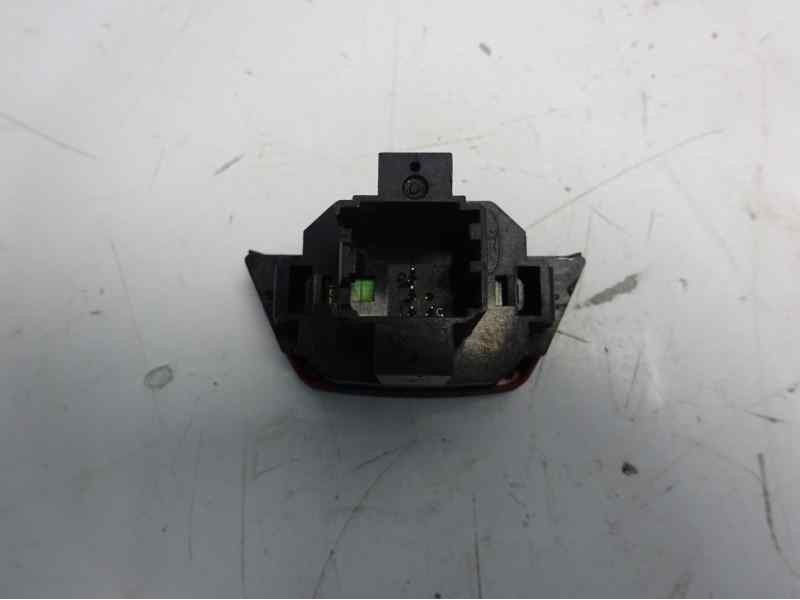 Recambio de warning para ford tourneo custom referencia OEM IAM BK3T13  