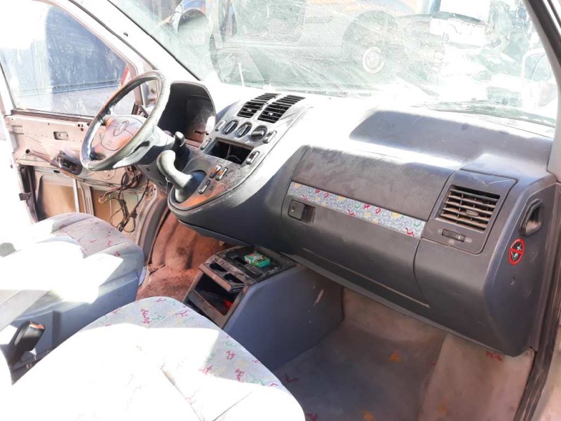 mercedes-benz clase v (w638) del año 1997