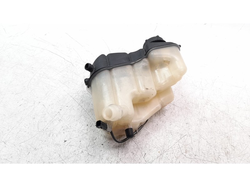 Recambio de deposito expansion para land rover evoque referencia OEM IAM BJ328K218A  