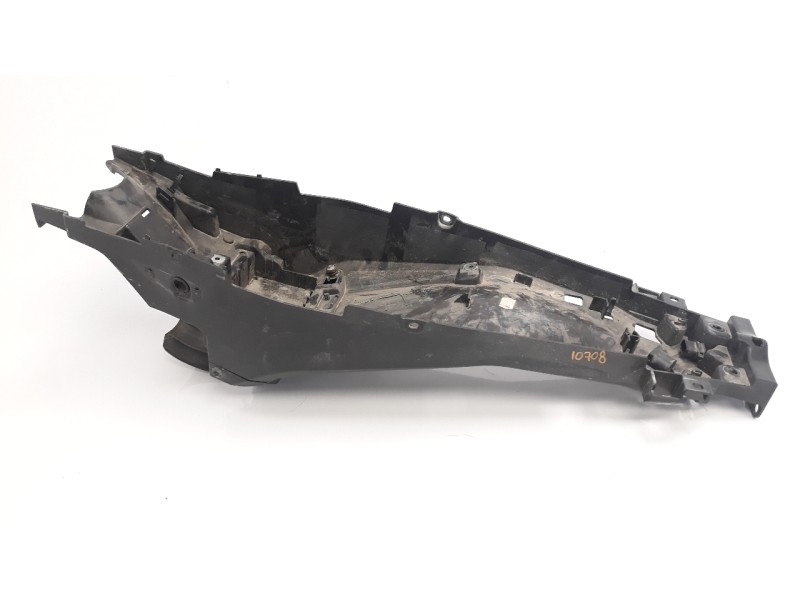 Recambio de moldura para bmw f 850 gs f 850 gs adventure exclusive referencia OEM IAM 46628564639  