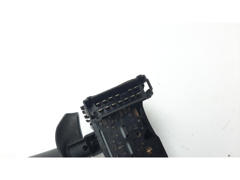 Recambio de mando limpia para dacia duster 1.5 dci diesel fap cat referencia OEM IAM 8200792587  