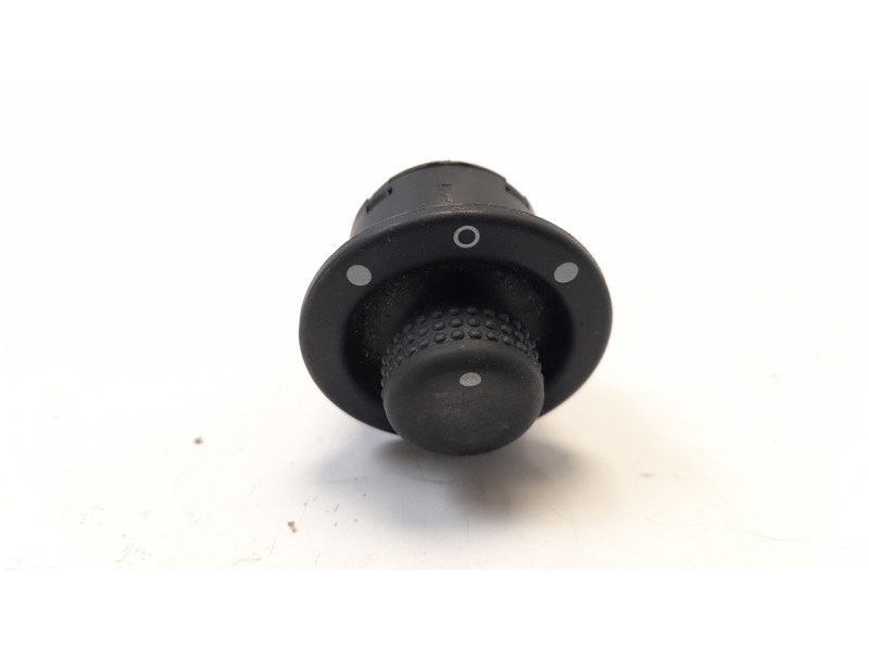 Recambio de mando retrovisor para dacia duster 1.5 dci diesel fap cat referencia OEM IAM 8200002442B AEF210017HQ 