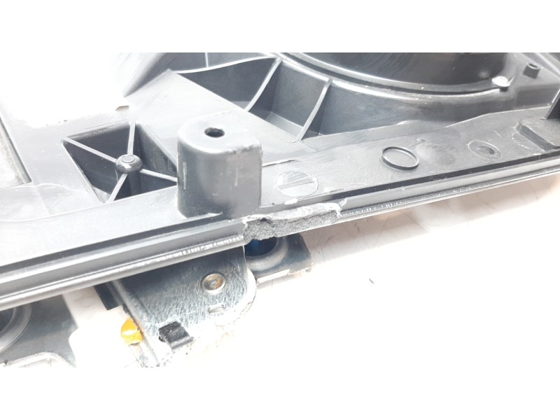 Recambio de elevalunas delantero izquierdo para ford fiesta (ccn) trend referencia OEM IAM 1837995 106104421 
