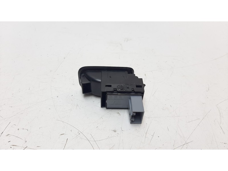Recambio de mando elevalunas trasero derecho para volkswagen polo (6c1) 1.4 tdi referencia OEM IAM 6C0959855  