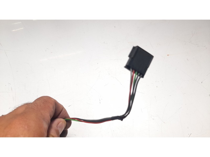 Recambio de retrovisor derecho para bmw serie 3 berlina (e46) referencia OEM IAM 51168245128 1050508015 BM0187333