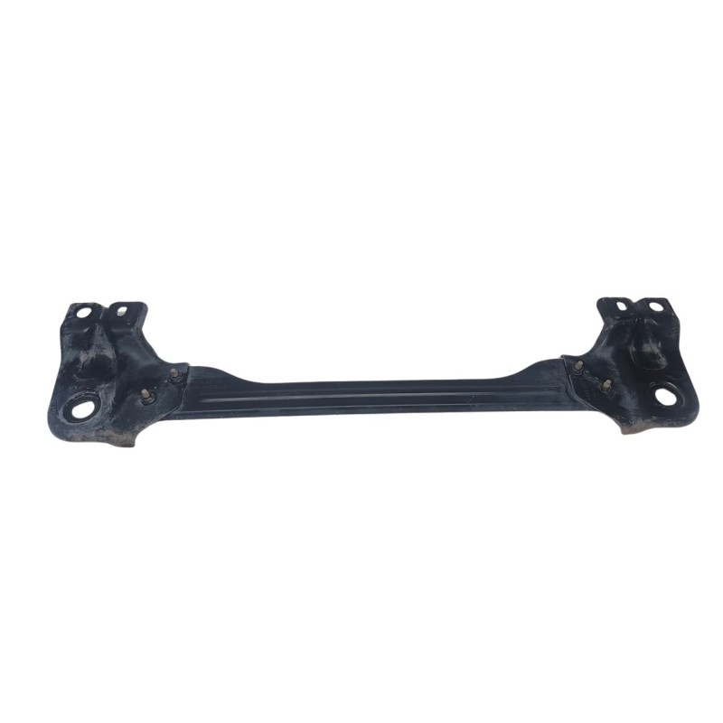 Recambio de travesaño inferior para land rover discovery sport 2.0 td4 cat referencia OEM IAM 6G9NR10684CC  