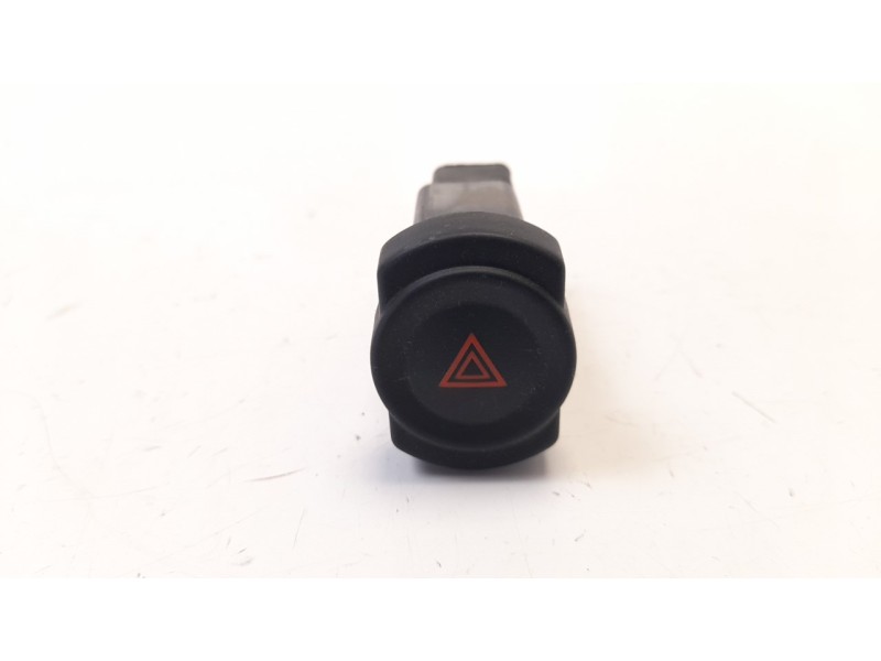 Recambio de warning para dacia duster 1.5 dci diesel fap cat referencia OEM IAM 8200446717  