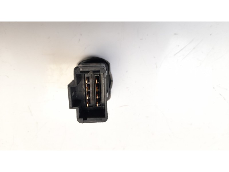 Recambio de warning para dacia duster 1.5 dci diesel fap cat referencia OEM IAM 8200446717  