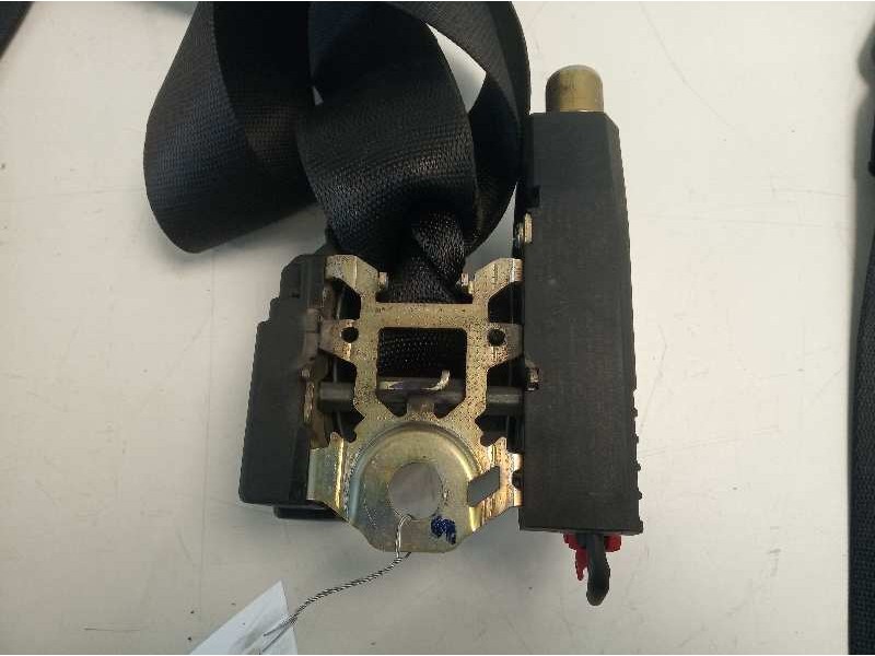 Recambio de cinturon seguridad delantero derecho para smart coupe cdi pulse referencia OEM IAM 33003480  