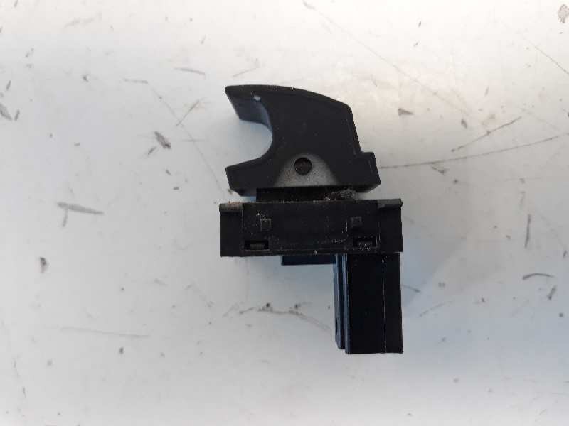 Recambio de mando elevalunas trasero derecho para volkswagen polo (6r1) advance referencia OEM IAM   