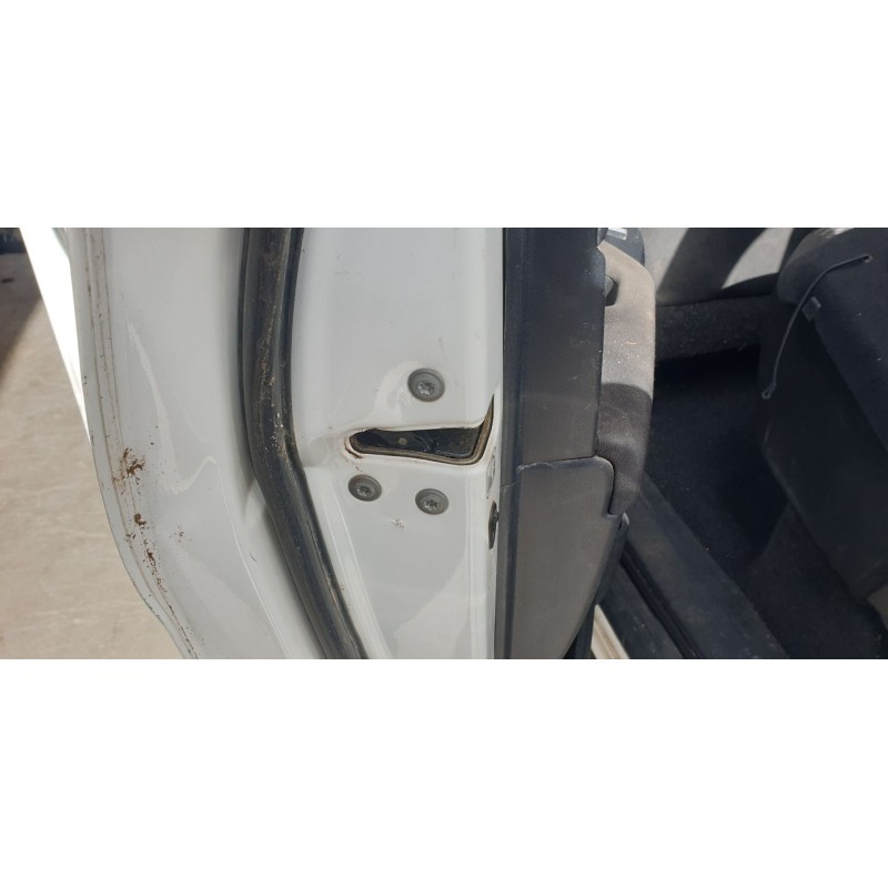 Recambio de cerradura puerta trasera izquierda para toyota hilux (gun1) doble cabina dlx 4x4 referencia OEM IAM 690600K040  