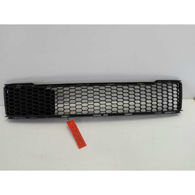 Recambio de rejilla delantera para fiat nuova 500 (150) color therapy referencia OEM IAM 735455043 107095805 FT0302120
