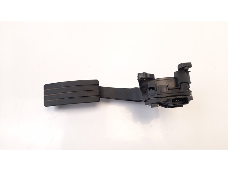 Recambio de potenciometro pedal para renault twingo iii 0.9 energy referencia OEM IAM 180023357R 6PV00997823 