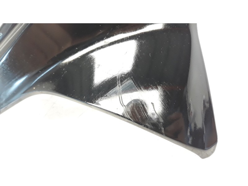 Recambio de moldura para honda cb 650r referencia OEM IAM 17571MKND500  