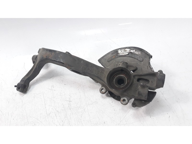Recambio de mangueta delantera izquierda para audi a4 berlina (b5) 1.9 tdi referencia OEM IAM 8D0407257AJ  6876