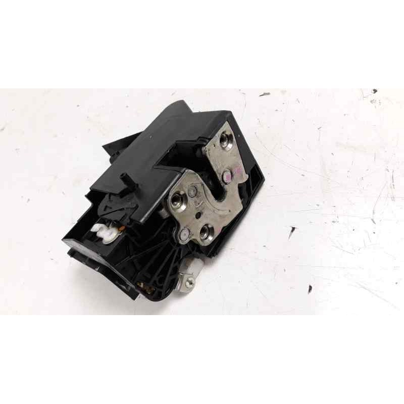 Recambio de cerradura puerta trasera derecha para dacia sandero 1.5 dci diesel fap cat referencia OEM IAM 825022281RF  