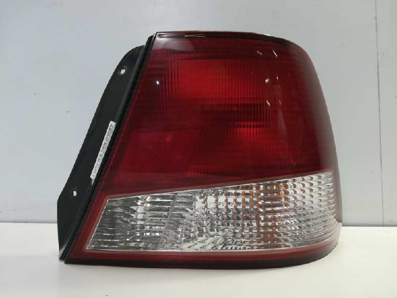 Recambio de piloto trasero derecho para hyundai accent (lc) referencia OEM IAM 9240225220 16392232 108400952