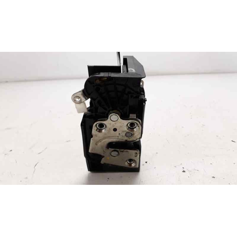 Recambio de cerradura puerta delantera derecha para dacia sandero 1.5 dci diesel fap cat referencia OEM IAM 805026816RF  