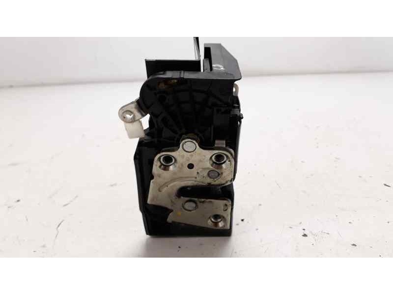 Recambio de cerradura puerta delantera derecha para dacia sandero 1.5 dci diesel fap cat referencia OEM IAM 805026816RF  