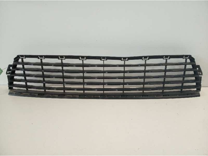 Recambio de rejilla paragolpes central para citroen c3 picasso sx referencia OEM IAM 9681801377 CI7052120 