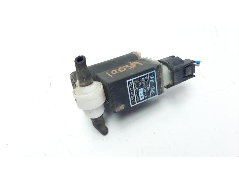 Recambio de bomba limpia para hyundai ix20 gls comfort blue referencia OEM IAM 985102L100  