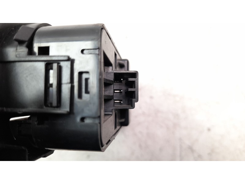 Recambio de mando elevalunas delantero izquierdo para land rover evoque referencia OEM IAM BJ3214540AB  