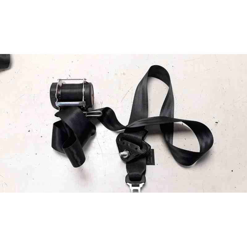 Recambio de cinturon seguridad trasero central para dacia sandero 1.5 dci diesel fap cat referencia OEM IAM 622488800D  