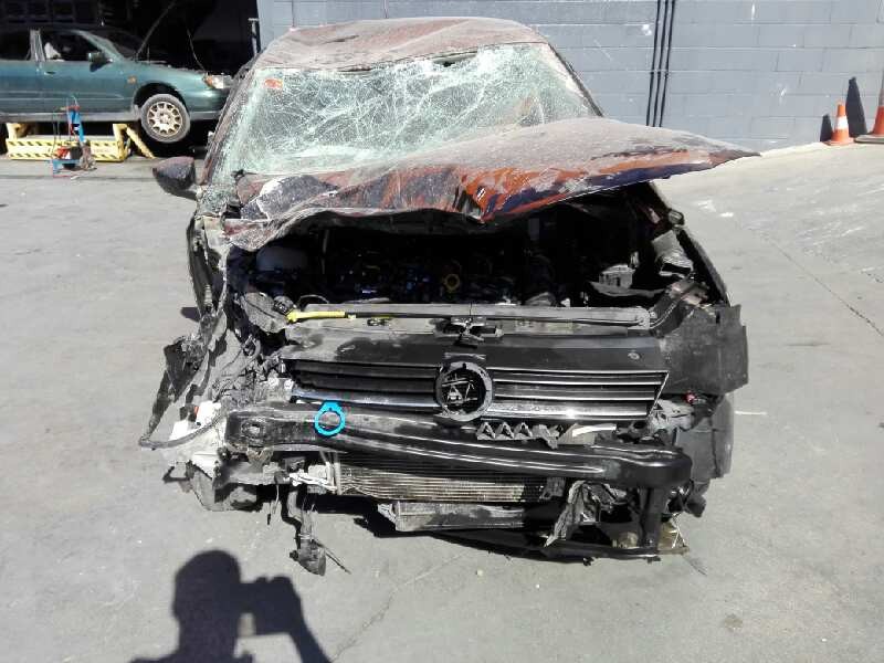 volkswagen polo (6c1) del año 2014