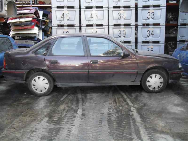 opel vectra a del año 1988