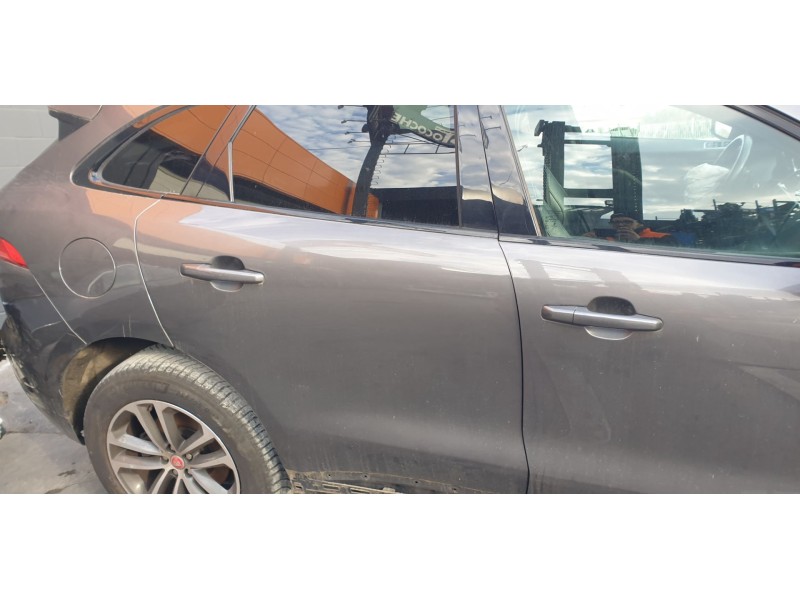 Recambio de puerta trasera derecha para jaguar f-pace 300 sport awd referencia OEM IAM T4A1370  
