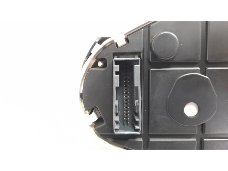 Recambio de cuadro instrumentos para ford fiesta (cb1) ghia referencia OEM IAM 8A6T10849CJ  