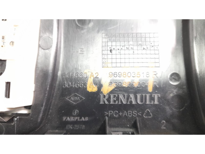 Recambio de luz interior para renault captur ii 1.3 tce referencia OEM IAM 969803518R  